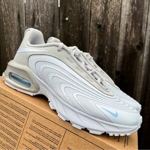 Women Nike air max fire football grey size 7.5